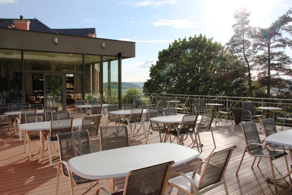 Hotel Cvilin Krnov Exteriör bild